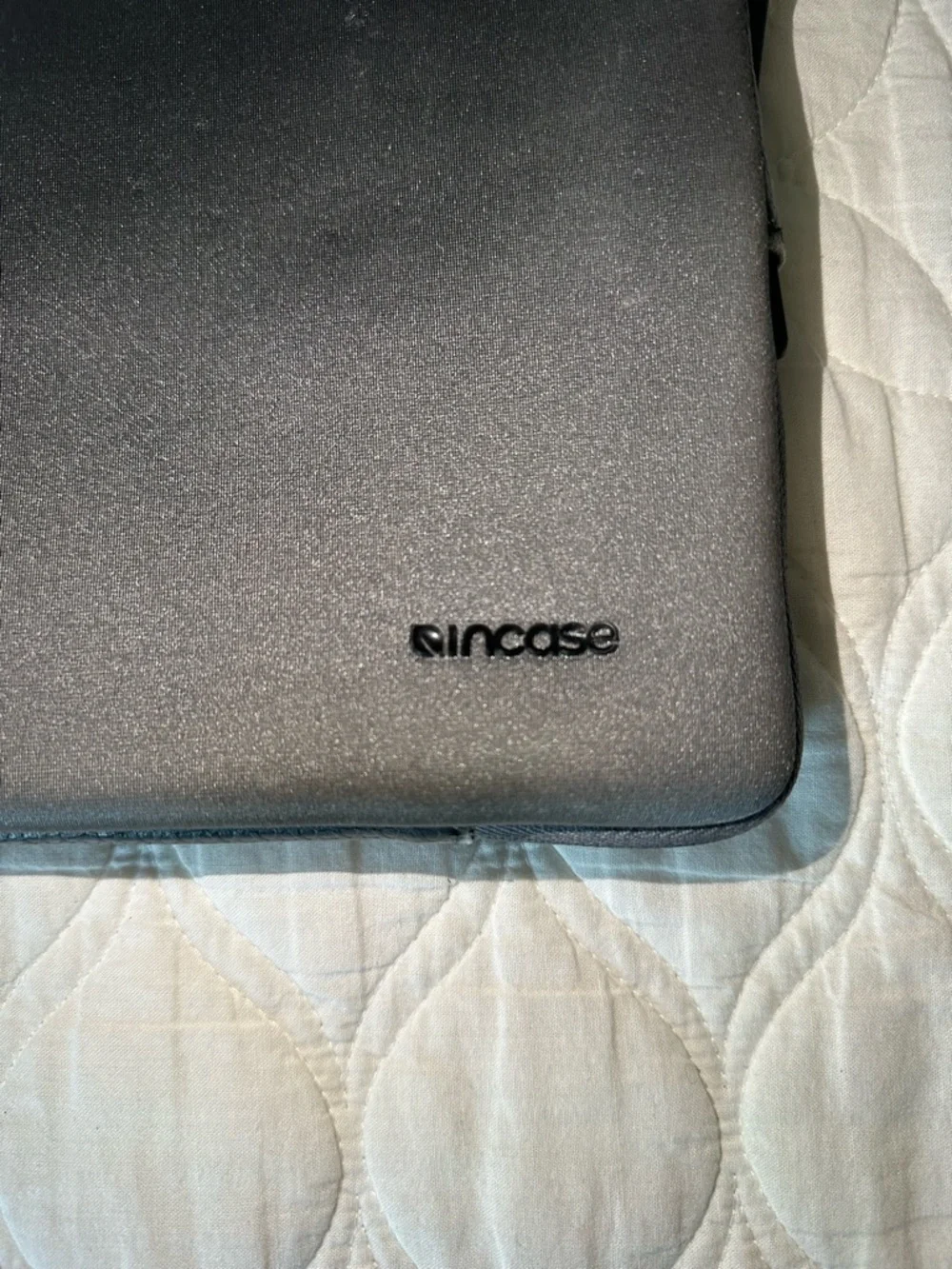 Incase Charcoal Gray Zipped Laptop Sleeve